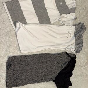 Men’s Gray/White/Black Shirt Bundle (Aero/AEO Size L)